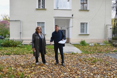 Обновление дворов в Озерске проходит совместно с жителями и депутатами.