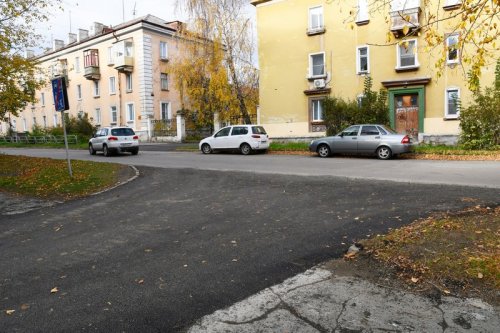 На проспекте Ленина отремонтировано более половины дворов.