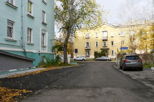 На проспекте Ленина отремонтировано более половины дворов.