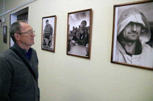 В Информационном центре ПО «Маяк» открылась фотовыставка Виктора Окулова.